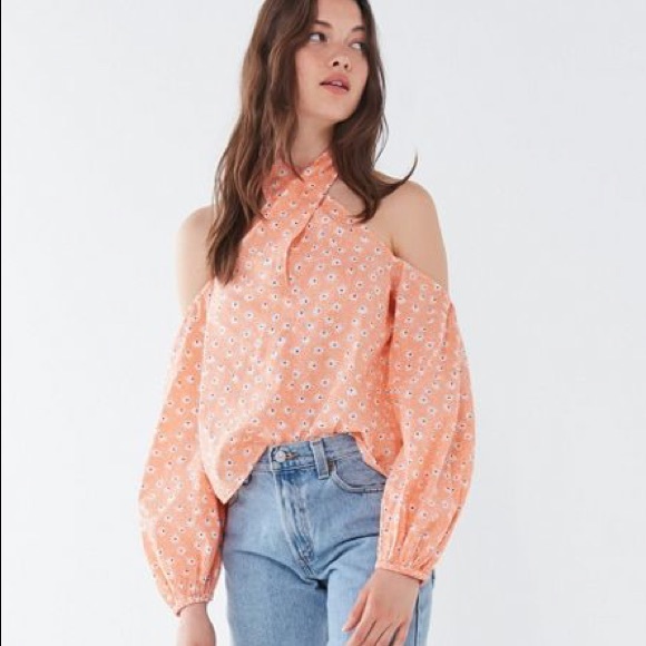 Urban Outfitters Tops | Uo Josie Cold Shoulder Crossfront Floral Top M